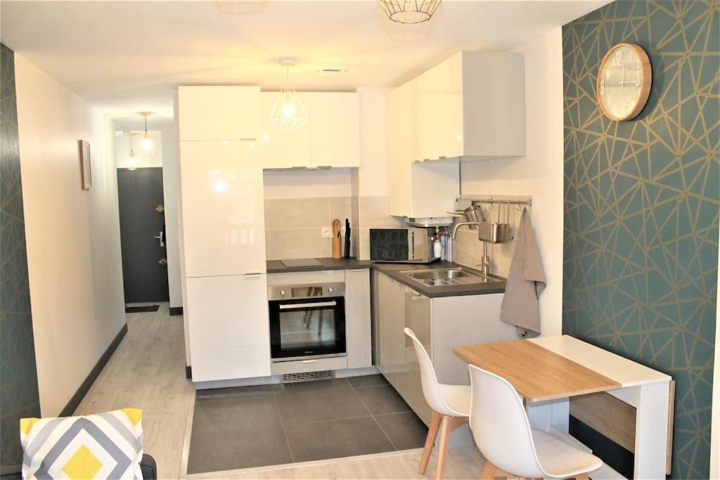 Le Chartreuse Apartment Voiron Ngoại thất bức ảnh